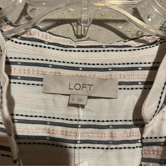 LOFT Blouse NWT Womens Medium White Striped Rayon Balloon Sleeve V Neck - Picture 4 of 11